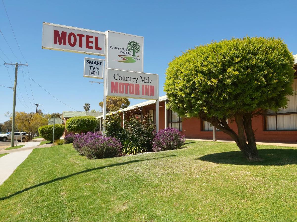 Country Mile Motor Inn Forbes Ngoại thất bức ảnh